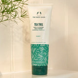 Tea Tree Gommage nettoyant quotidien pour la peau